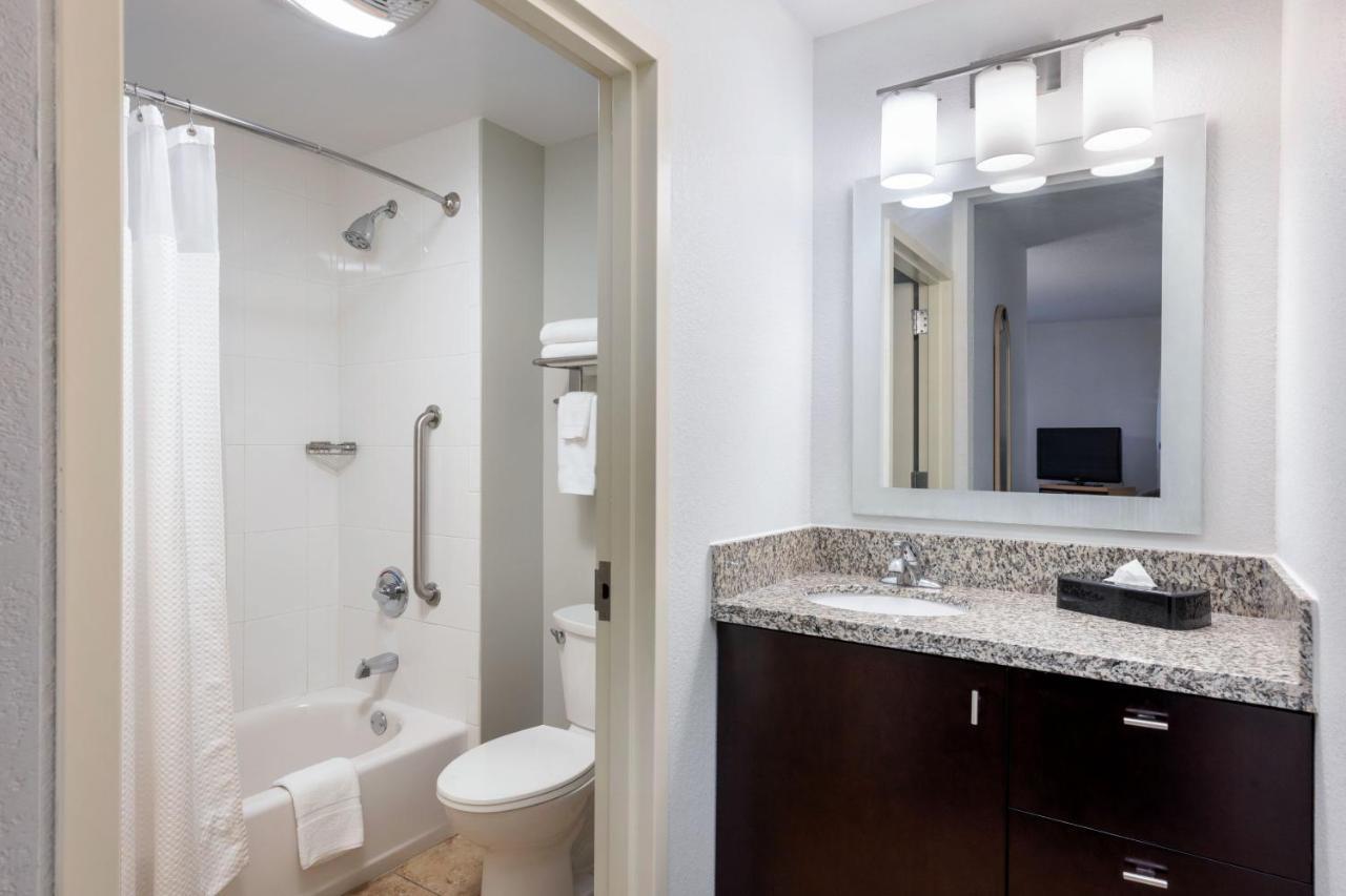 Towneplace Suites By Marriott York Eksteriør bilde